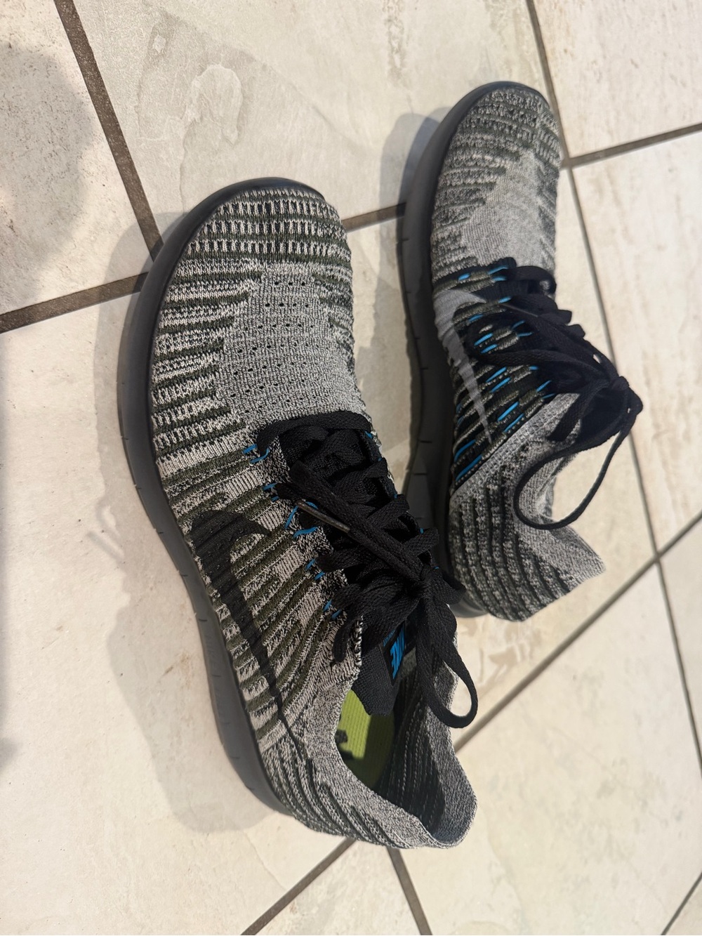 Nike Free RN Flyknit  - Grey, Black & Blue - Picture 3 of 6